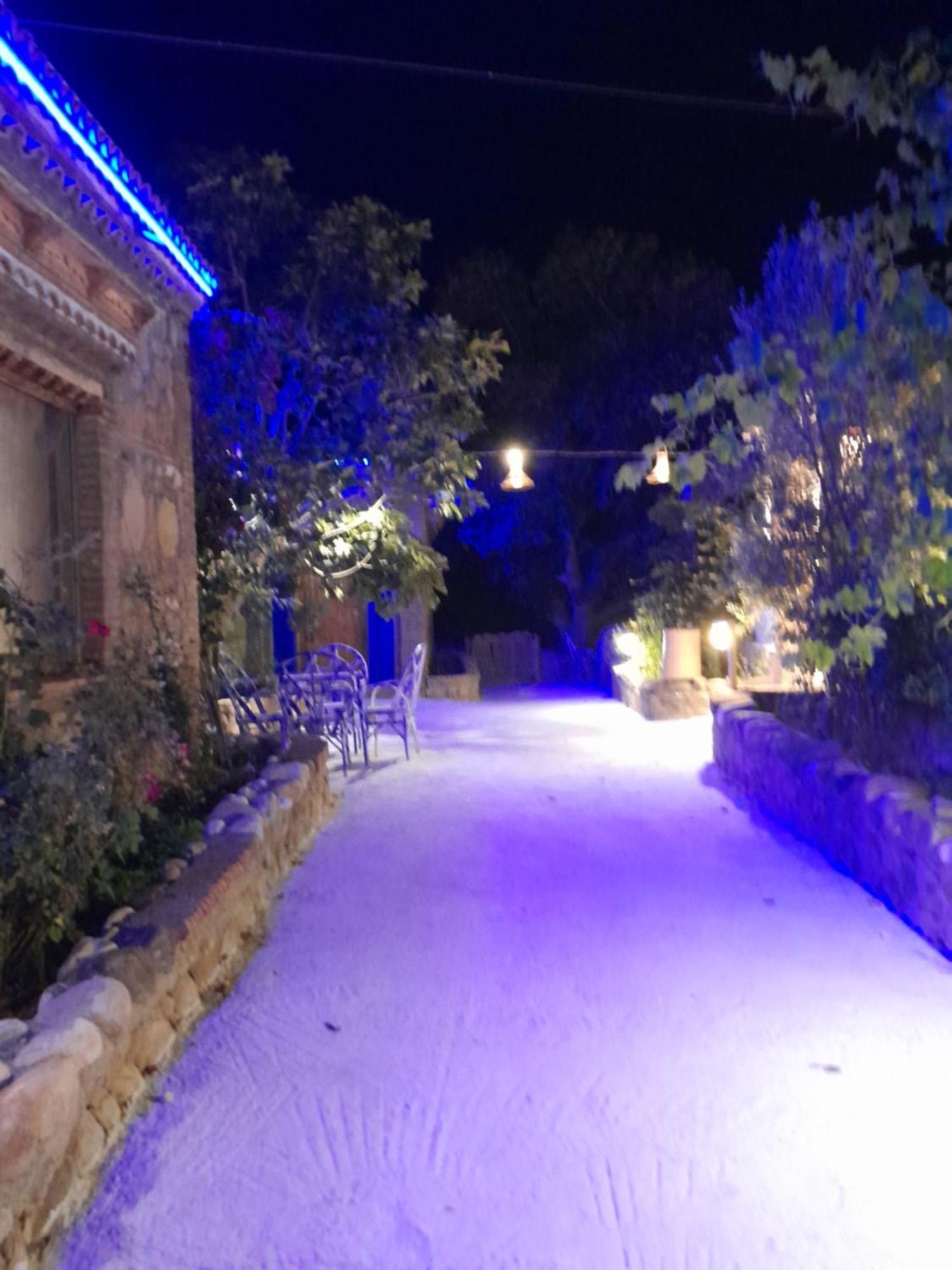 Auberge Alwahabi シェフシャウエン エクステリア 写真